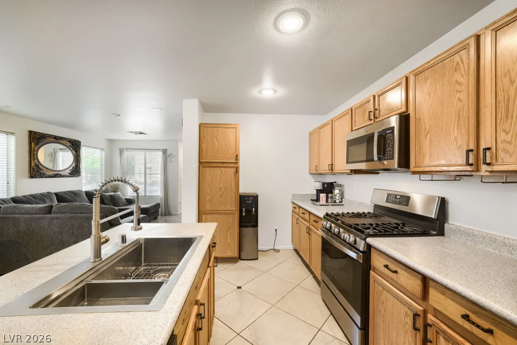 2099 Lost Maple, Las Vegas, NV 89115