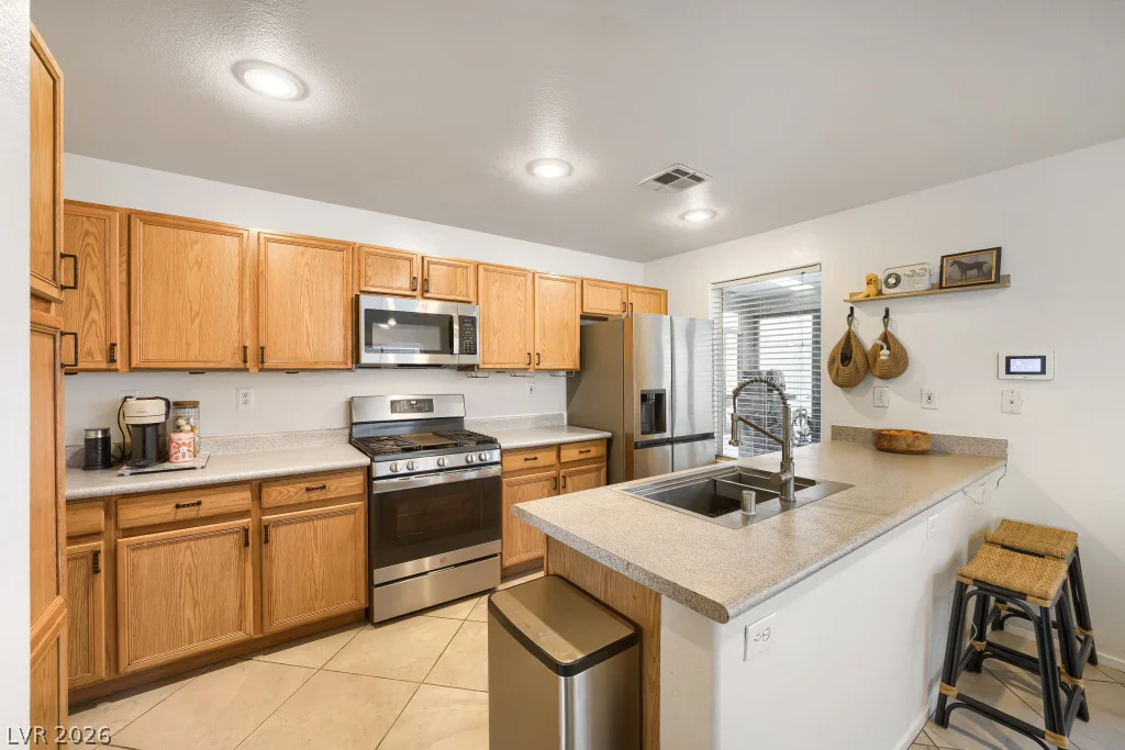 2099 Lost Maple, Las Vegas, NV 89115