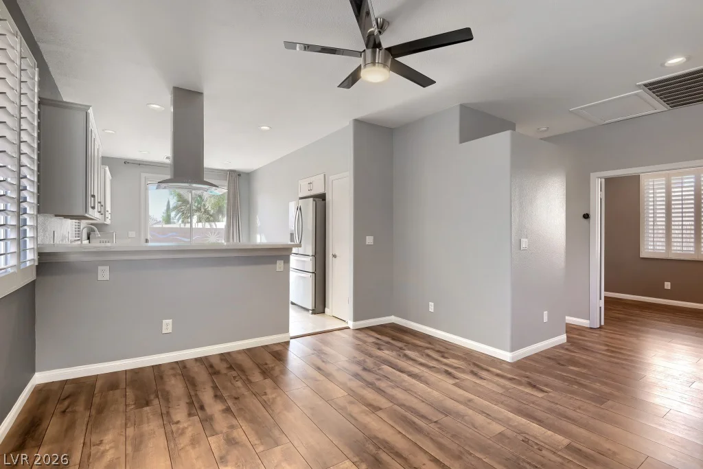 10961 Calistoga Springs, Las Vegas, NV 89144