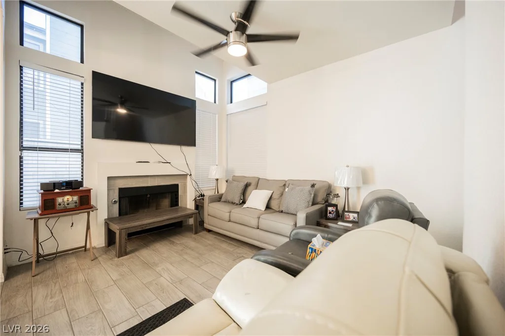 4947 Strauss, Las Vegas, NV 89146