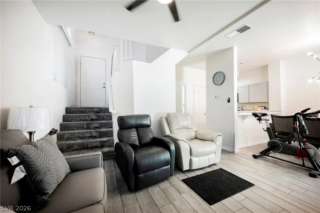 4947 Strauss, Las Vegas, NV 89146