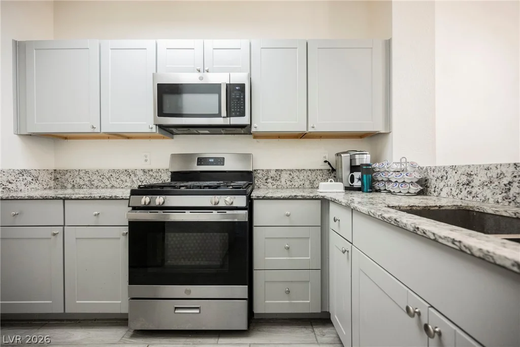 4947 Strauss, Las Vegas, NV 89146