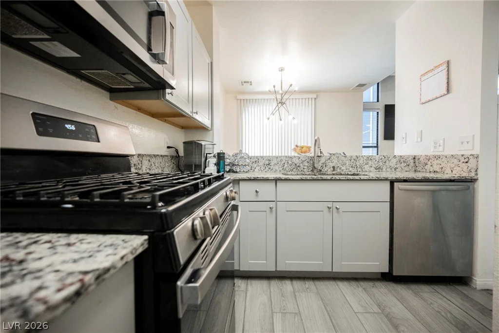 4947 Strauss, Las Vegas, NV 89146