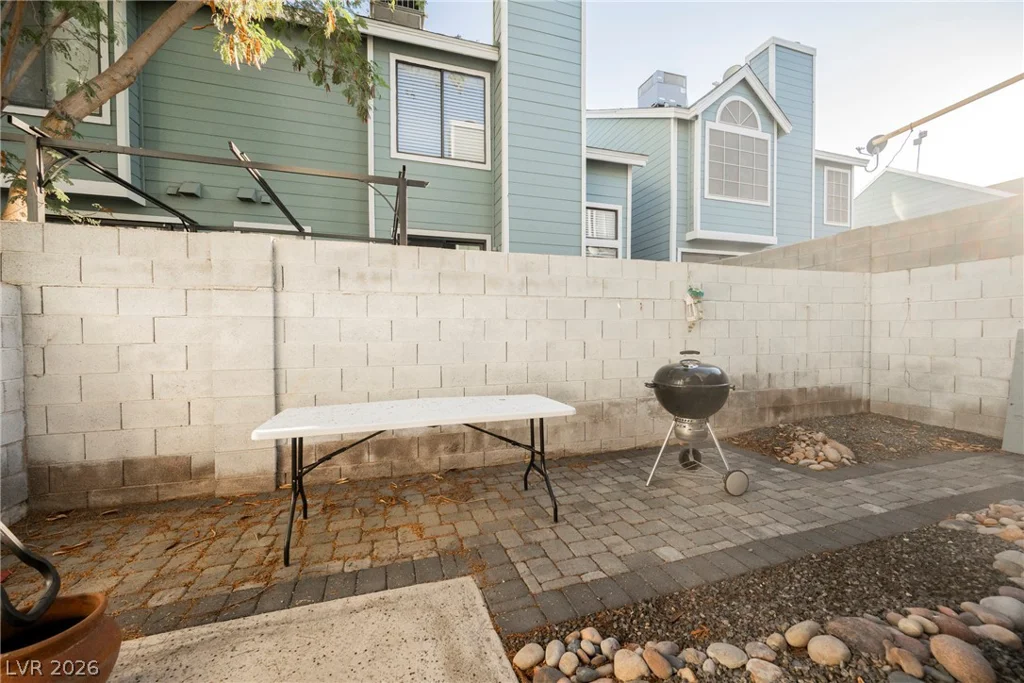 4947 Strauss, Las Vegas, NV 89146