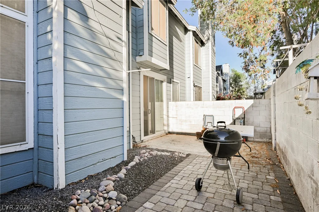 4947 Strauss, Las Vegas, NV 89146
