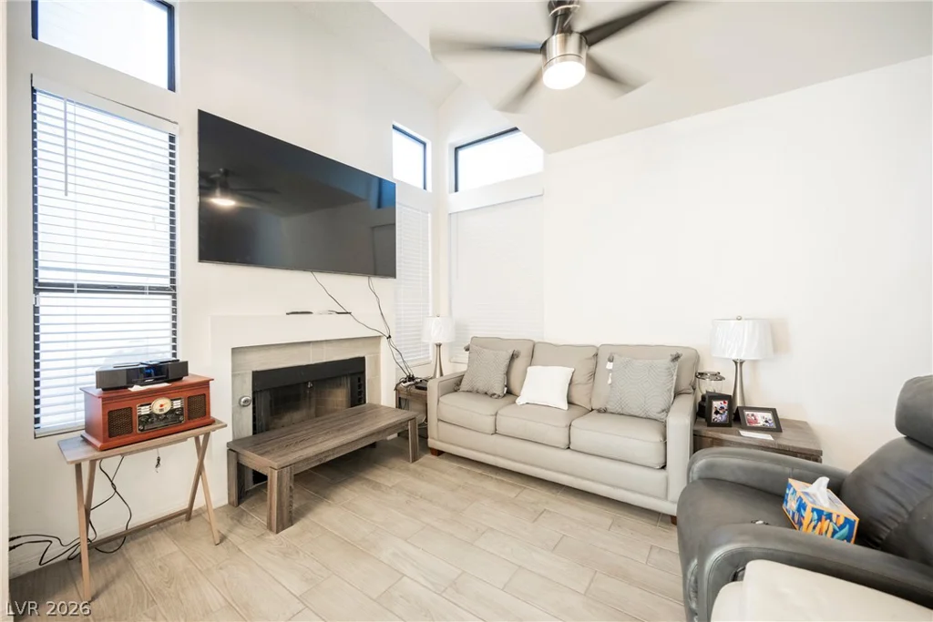 4947 Strauss, Las Vegas, NV 89146
