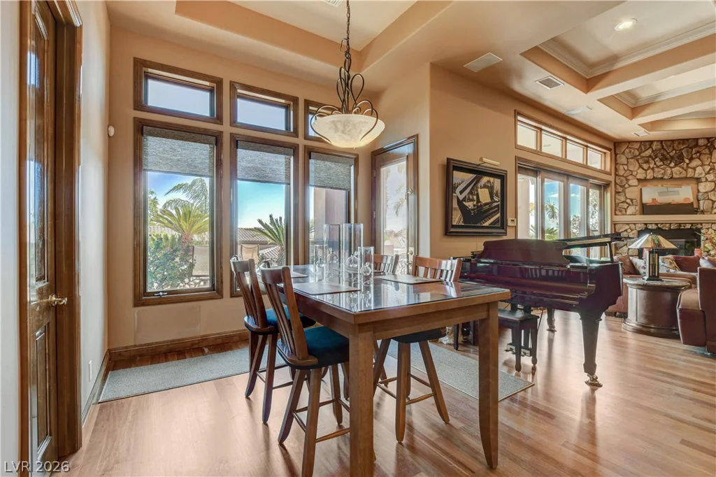 4790 Jensen, Las Vegas, NV 89129