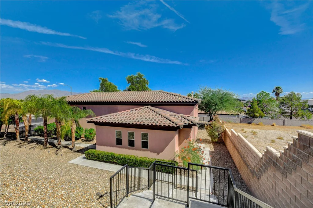 4790 Jensen, Las Vegas, NV 89129