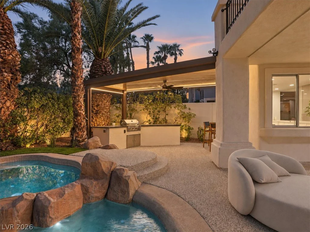 8833 Montagna, Las Vegas, NV 89134