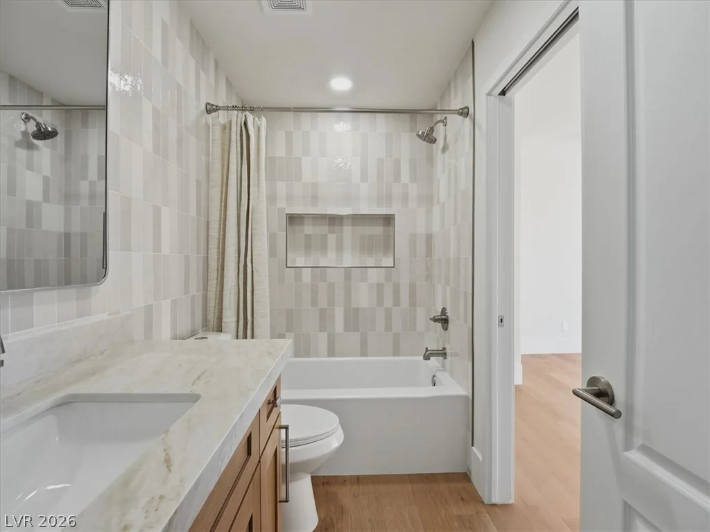8833 Montagna, Las Vegas, NV 89134