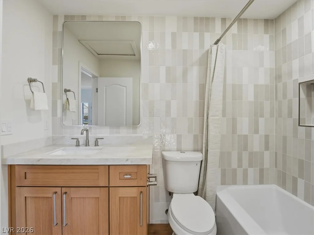 8833 Montagna, Las Vegas, NV 89134