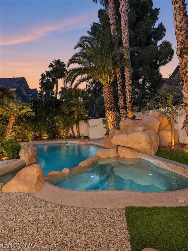 8833 Montagna, Las Vegas, NV 89134
