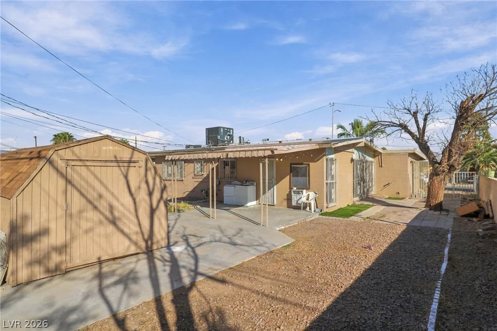 2521 Perliter, North Las Vegas, NV 89030