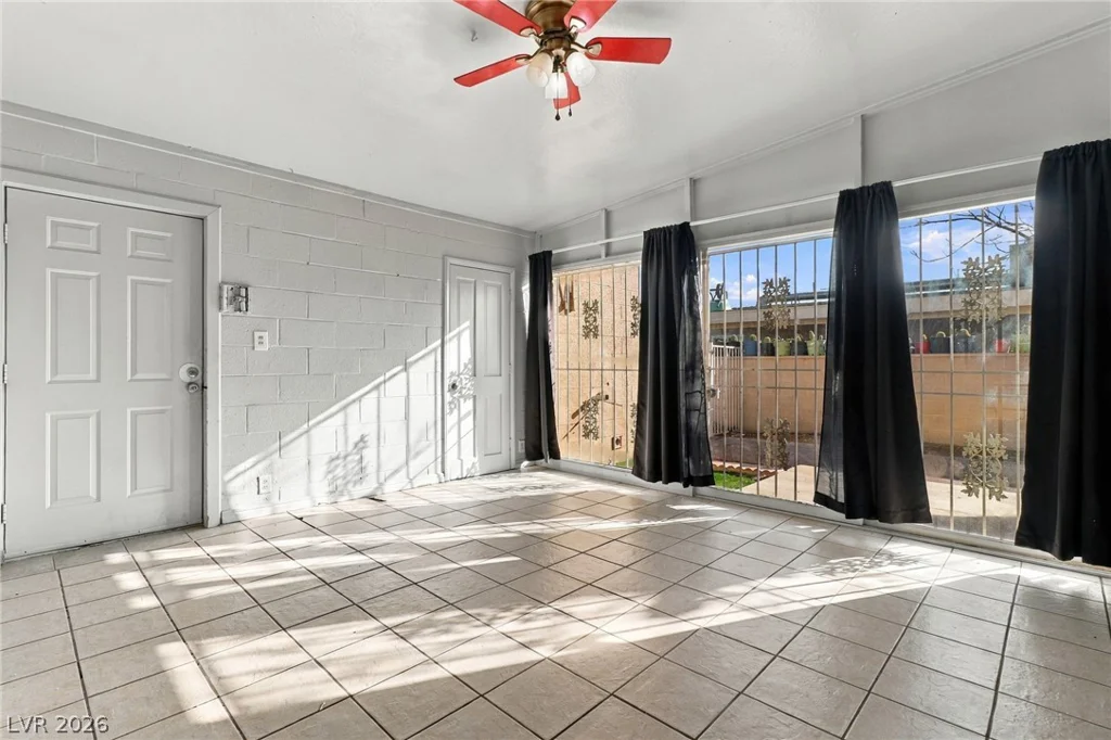 2521 Perliter, North Las Vegas, NV 89030