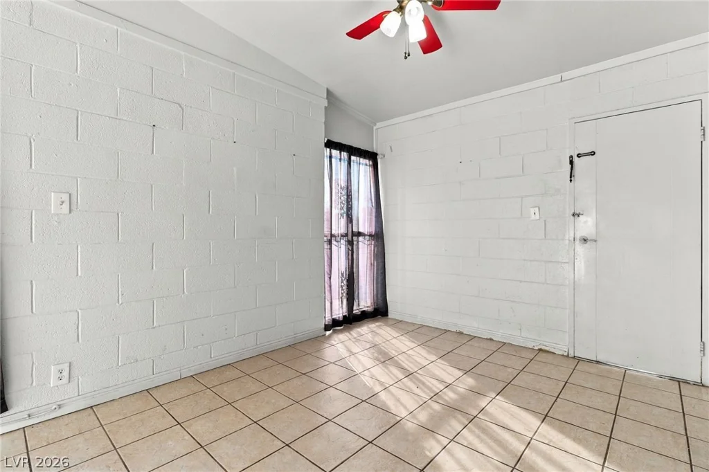 2521 Perliter, North Las Vegas, NV 89030