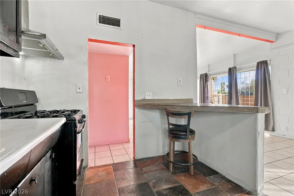 2521 Perliter, North Las Vegas, NV 89030