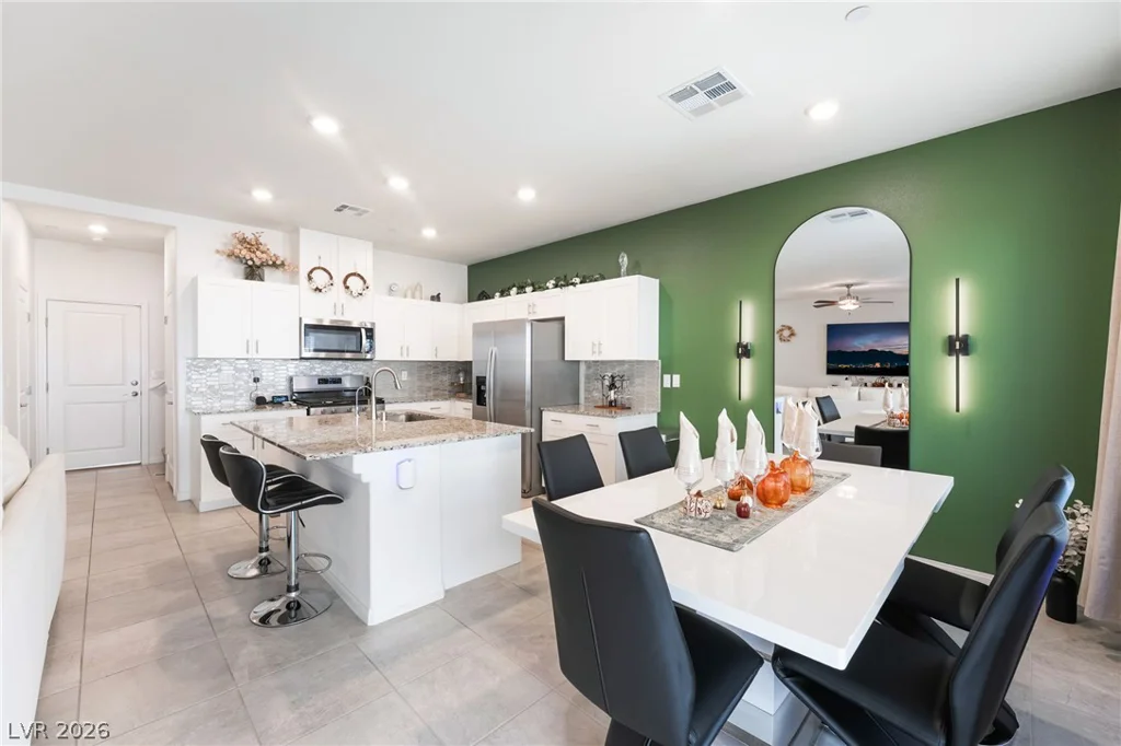 10958 Cheshire Woods, Las Vegas, NV 89166