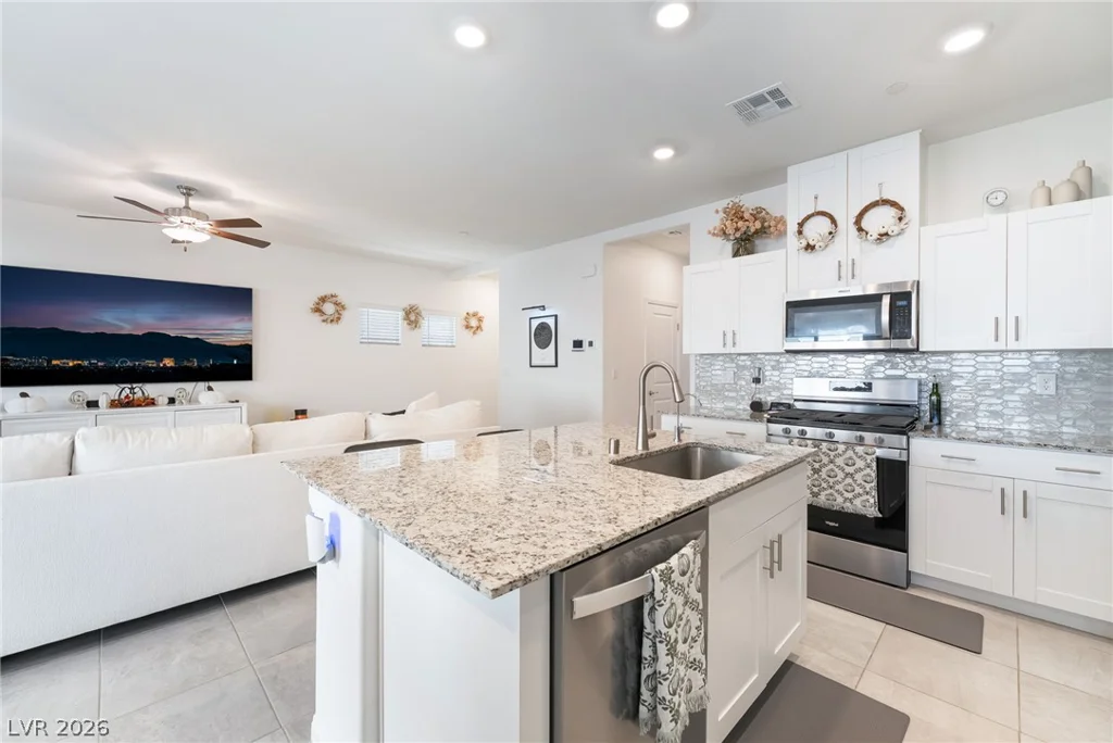 10958 Cheshire Woods, Las Vegas, NV 89166