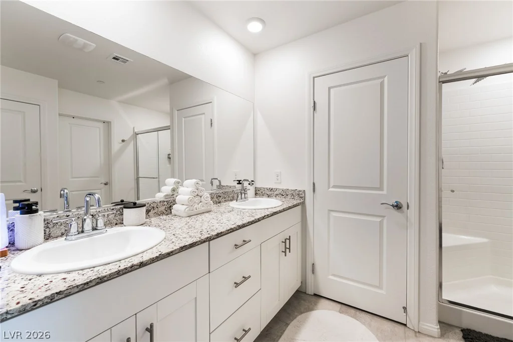 10958 Cheshire Woods, Las Vegas, NV 89166