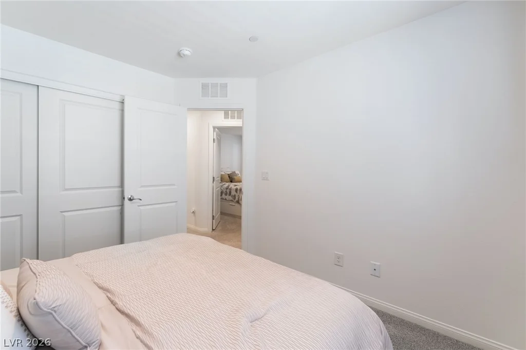 10958 Cheshire Woods, Las Vegas, NV 89166