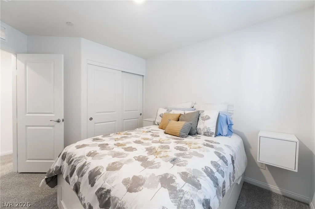 10958 Cheshire Woods, Las Vegas, NV 89166