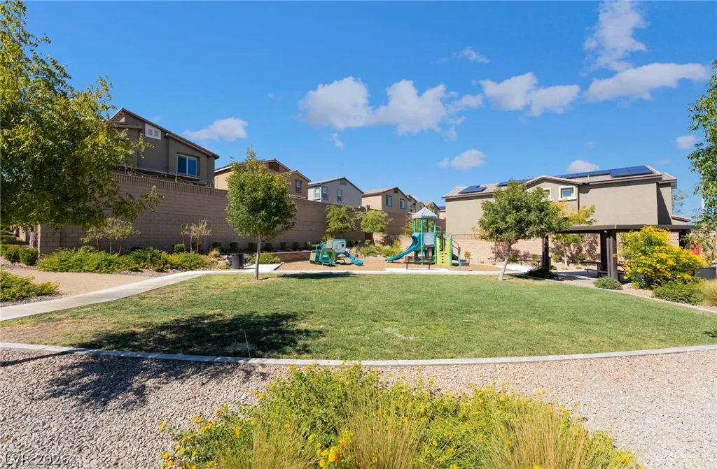 10958 Cheshire Woods, Las Vegas, NV 89166