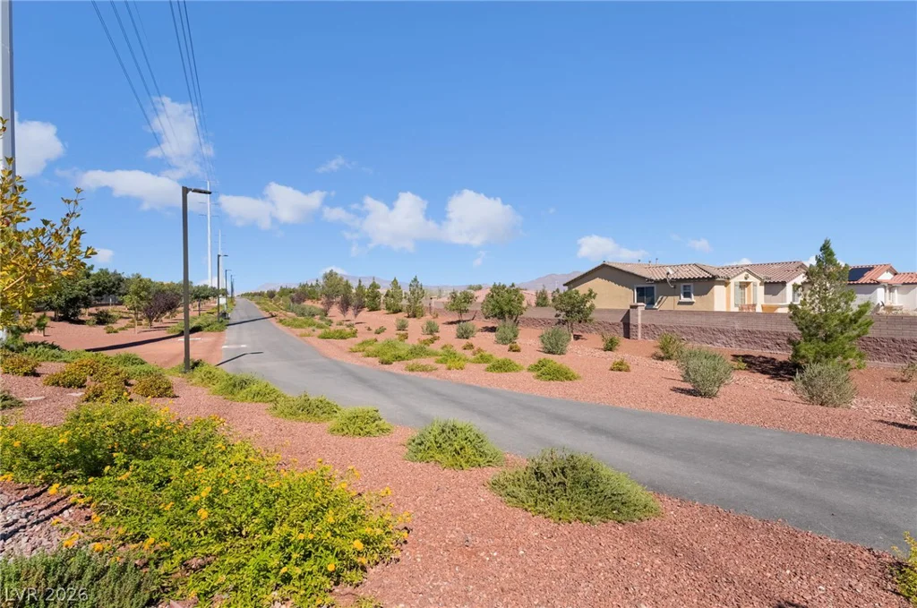 10958 Cheshire Woods, Las Vegas, NV 89166