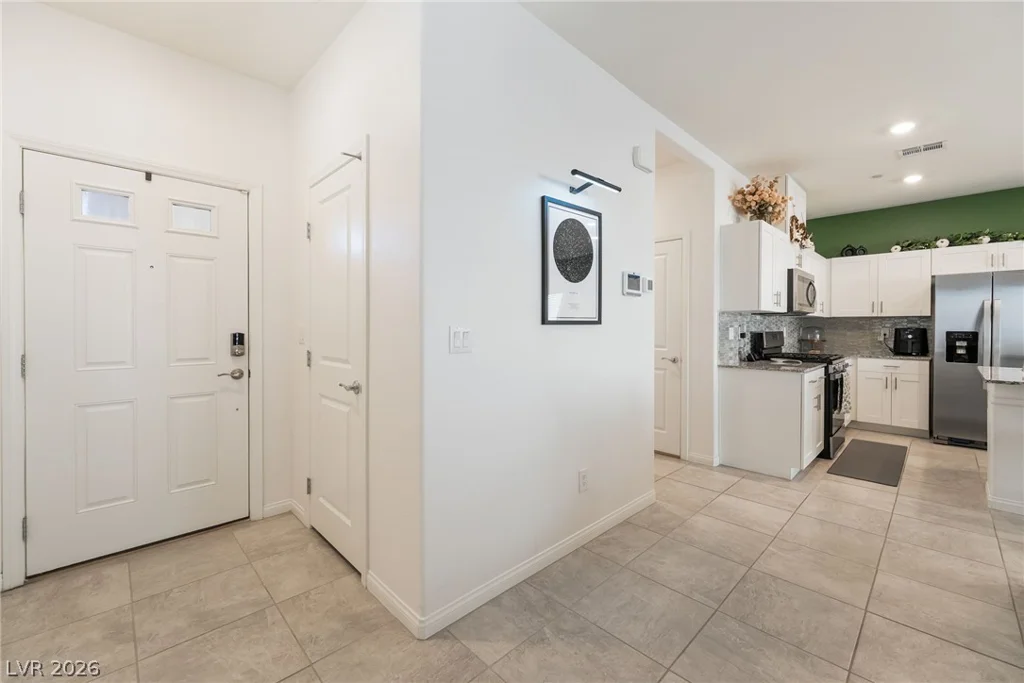 10958 Cheshire Woods, Las Vegas, NV 89166