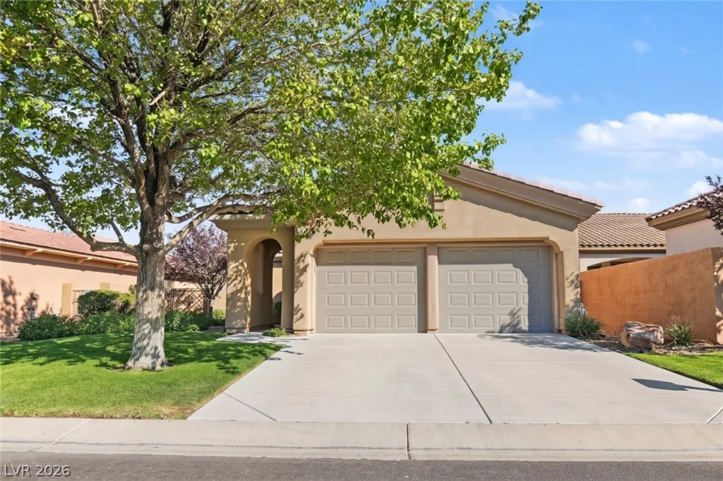 6 Mohansic, Henderson, NV 89052