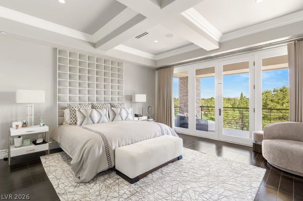16 Vintage Valley Dr, Las Vegas, NV 89141