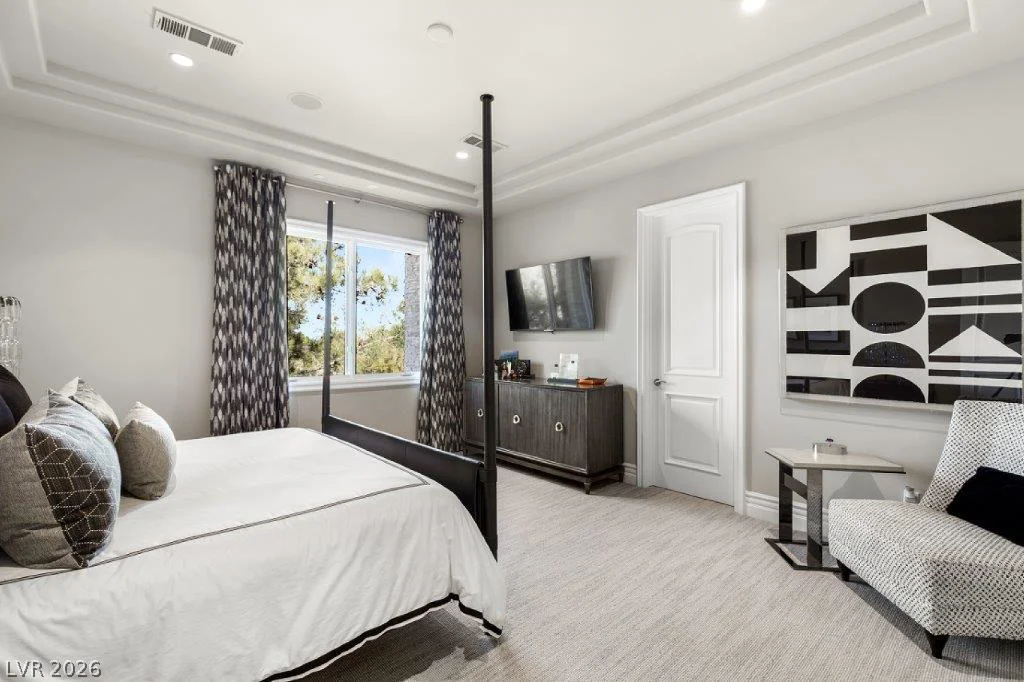 16 Vintage Valley Dr, Las Vegas, NV 89141