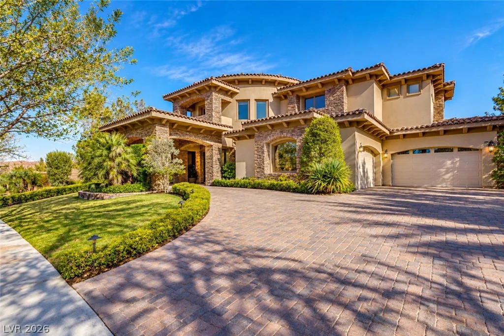 16 Vintage Valley Dr, Las Vegas, NV 89141