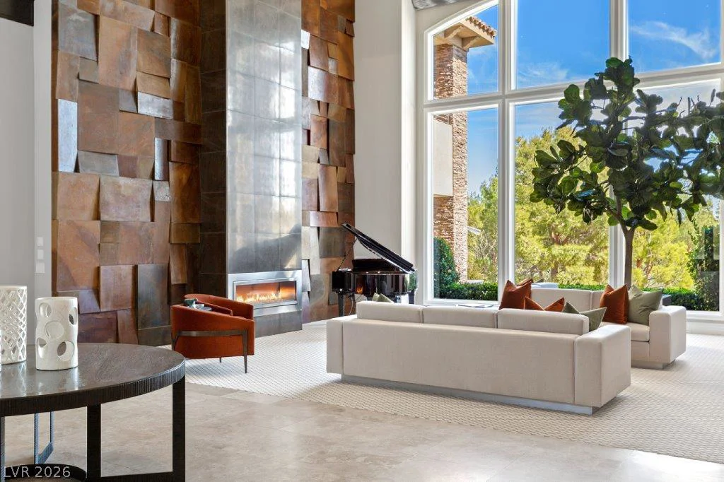 16 Vintage Valley Dr, Las Vegas, NV 89141