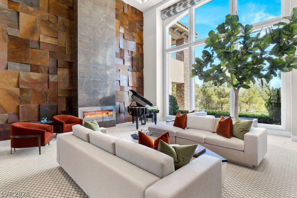 16 Vintage Valley Dr, Las Vegas, NV 89141