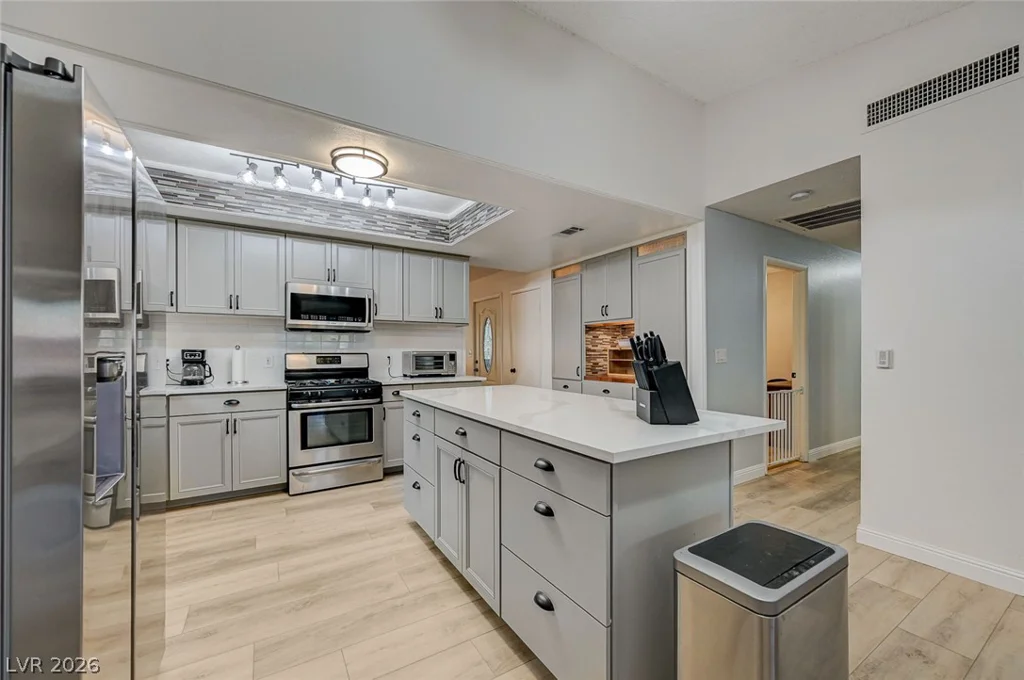1518 Della, Boulder City, NV 89005