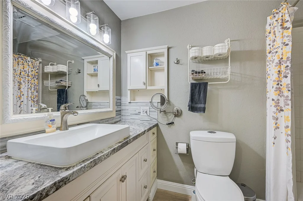 1518 Della, Boulder City, NV 89005