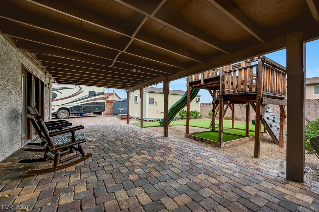 1518 Della, Boulder City, NV 89005