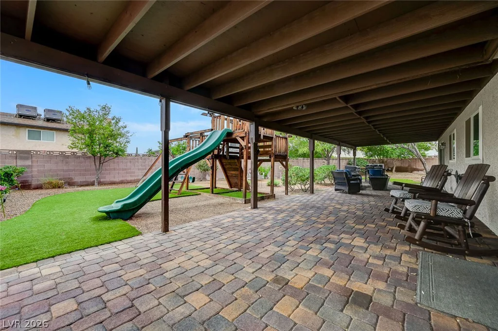 1518 Della, Boulder City, NV 89005
