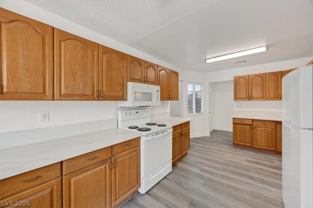 405 Santa Fe, Las Vegas, NV 89145