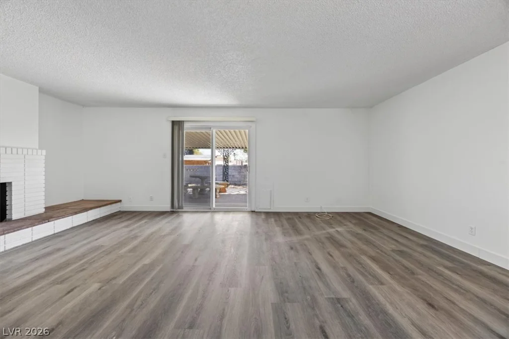 405 Santa Fe, Las Vegas, NV 89145