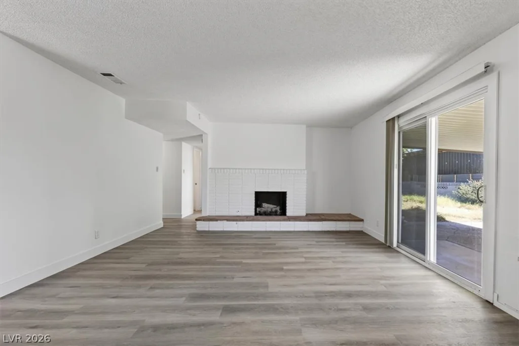 405 Santa Fe, Las Vegas, NV 89145