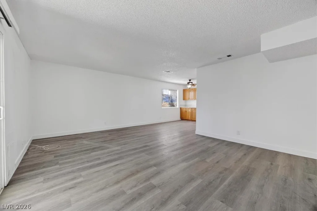 405 Santa Fe, Las Vegas, NV 89145