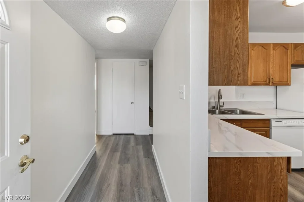 405 Santa Fe, Las Vegas, NV 89145