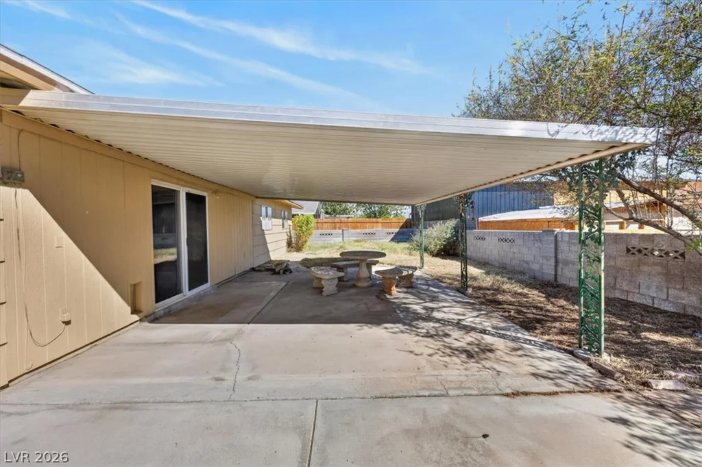 405 Santa Fe, Las Vegas, NV 89145