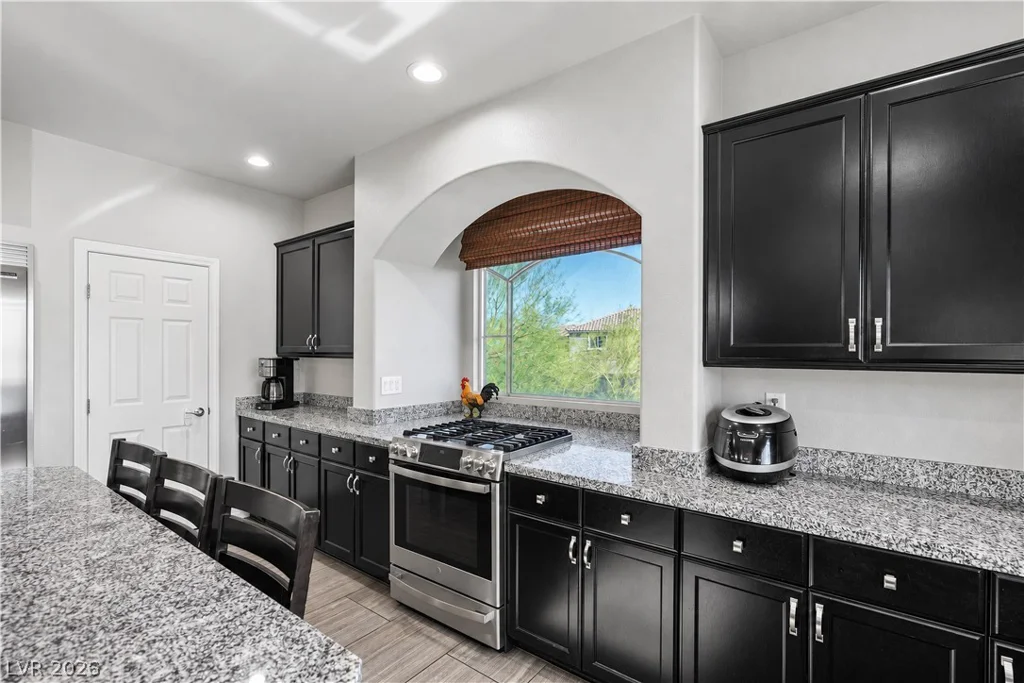 10749 Aphrodite, Las Vegas, NV 89183