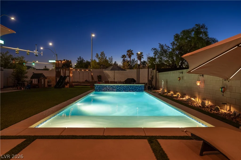 10749 Aphrodite, Las Vegas, NV 89183