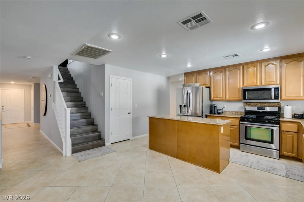 236 Fox Lake, Las Vegas, NV 89148