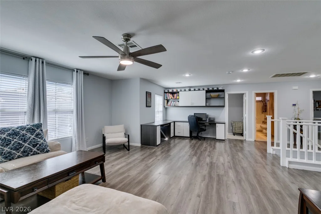 236 Fox Lake, Las Vegas, NV 89148