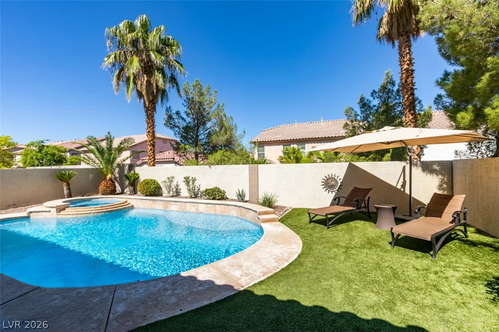 236 Fox Lake, Las Vegas, NV 89148