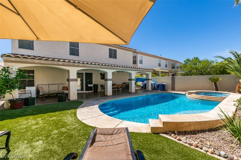 236 Fox Lake, Las Vegas, NV 89148